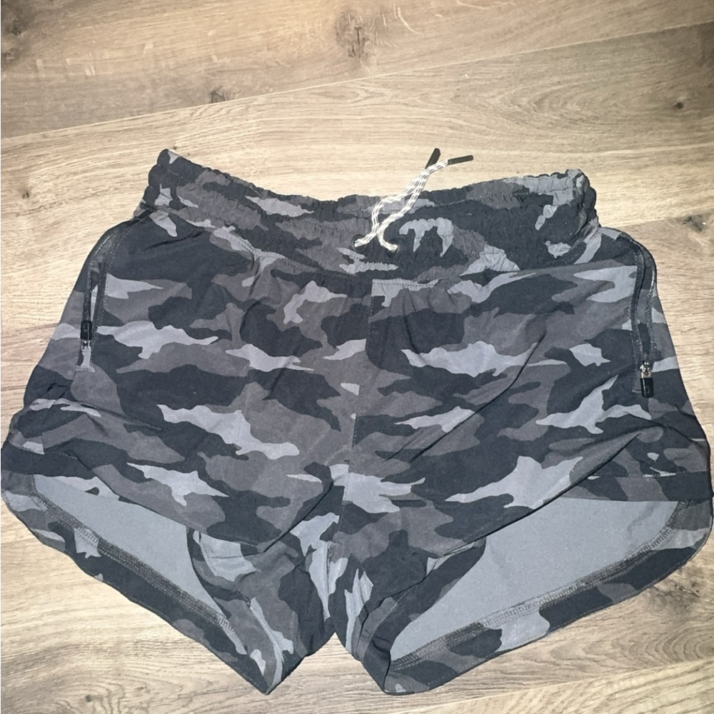 Girls Athleta Camo Shorts XXL
